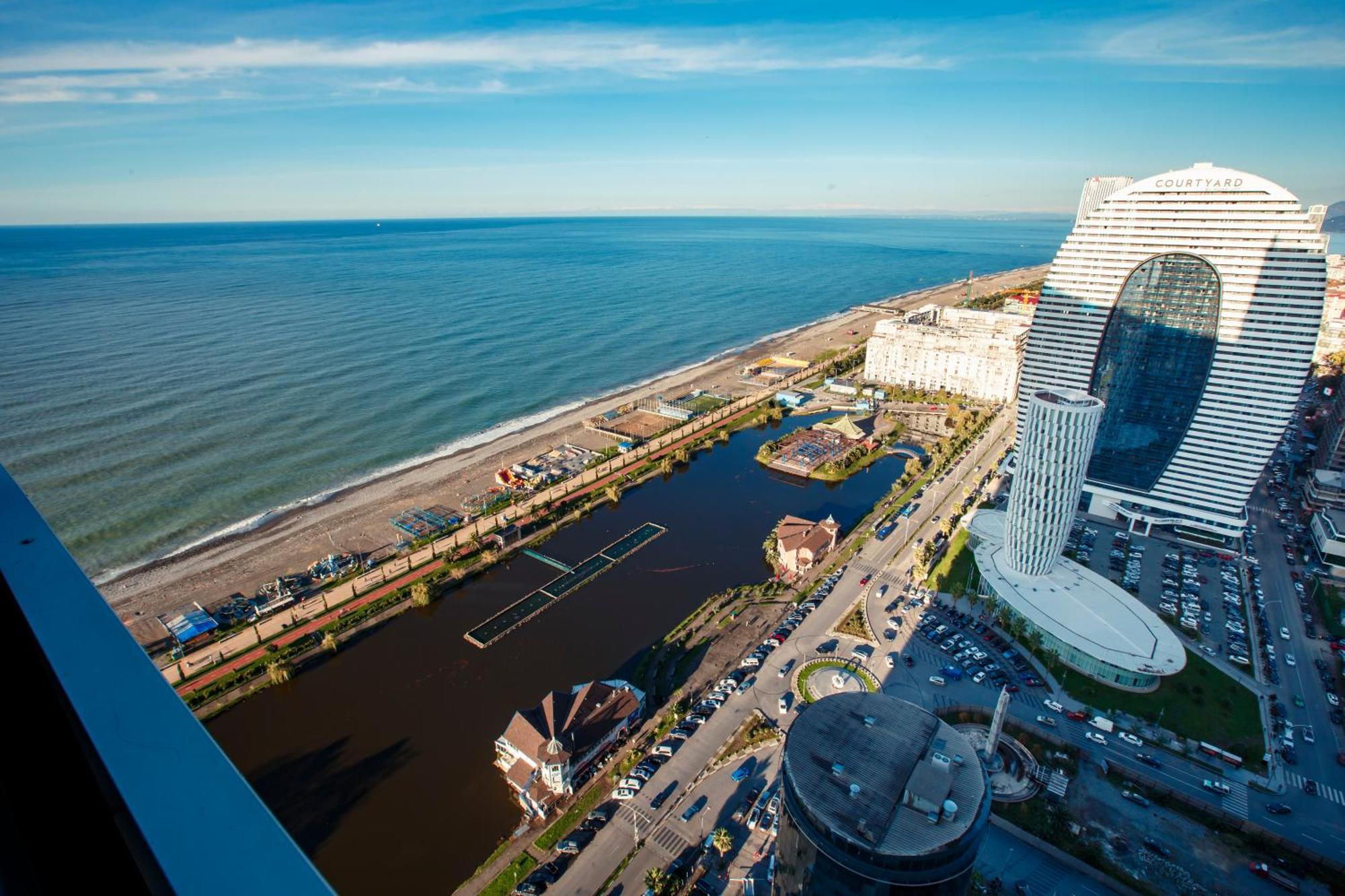 Panorama Batumi Beach Resort Buitenkant foto