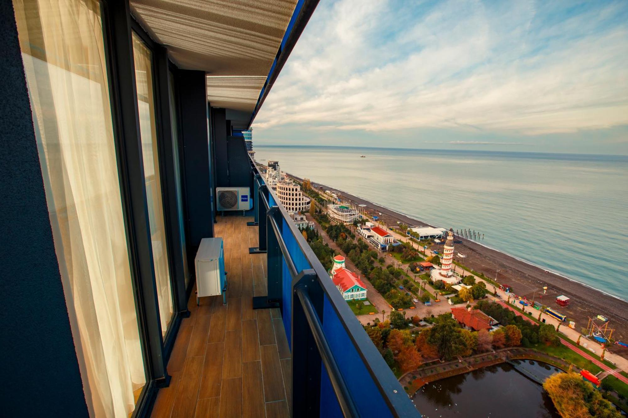 Panorama Batumi Beach Resort Buitenkant foto
