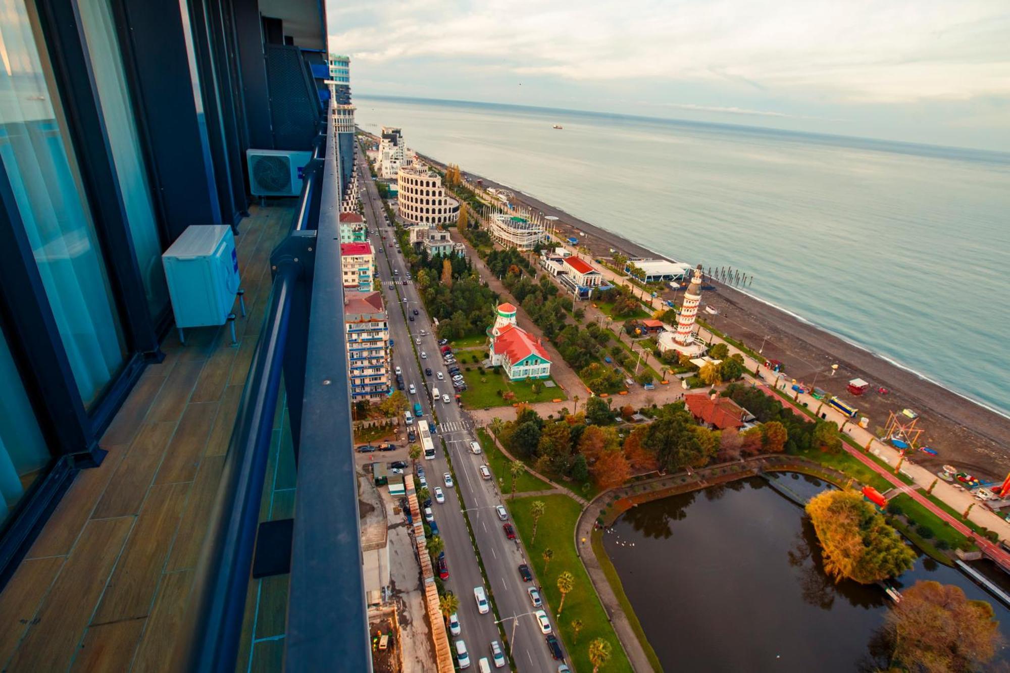 Panorama Batumi Beach Resort Buitenkant foto